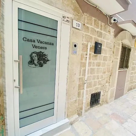 בית נופש Casa Venere בארלטה