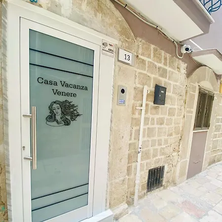 בית נופש Casa Venere בארלטה